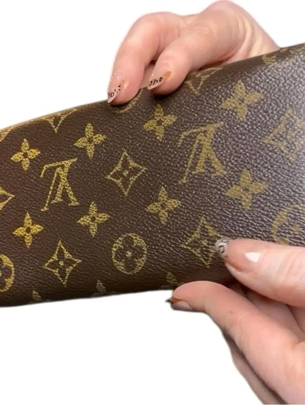 Louis Vuitton Sarah wallet